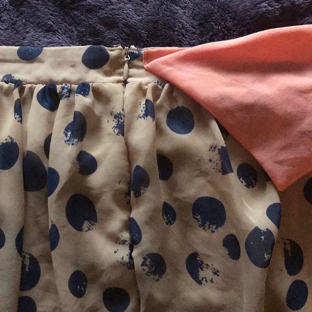 Super cute polka dot skirt - Picture 4 of 4